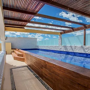 We Playa Hostal Playa del Carmen